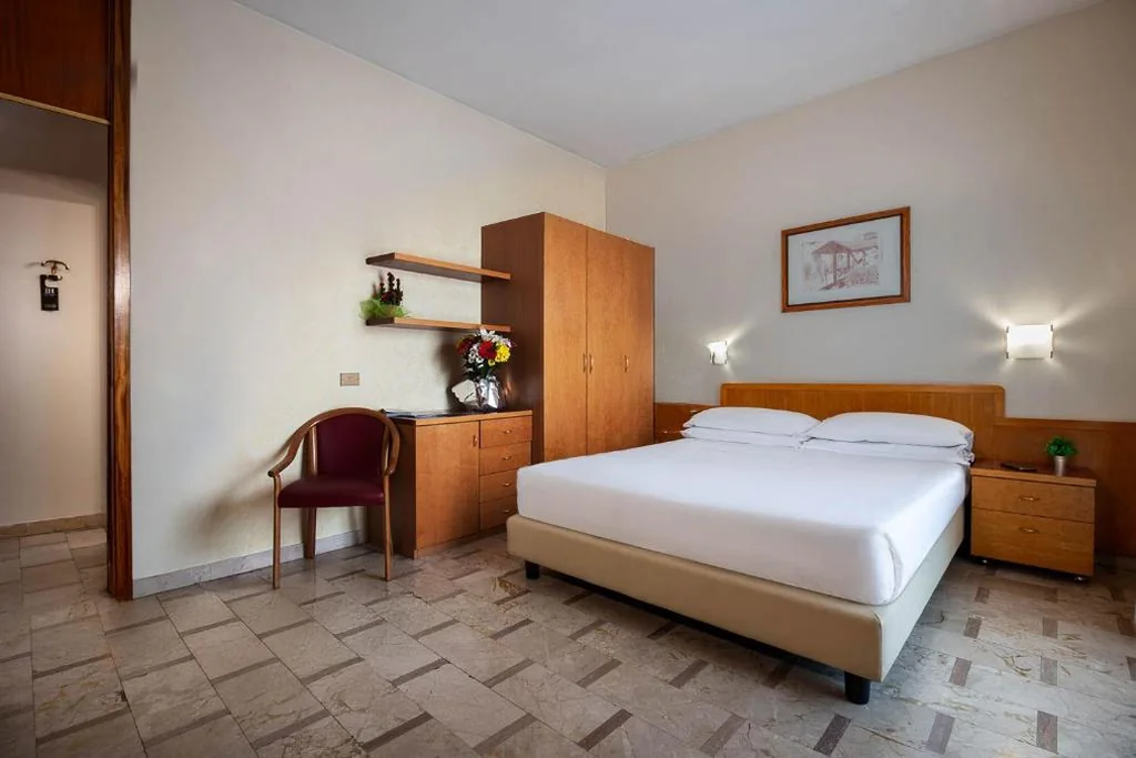 Camera Matrimoniale con Angolo Cottura — iH Hotels Milano ApartHotel Argonne Park