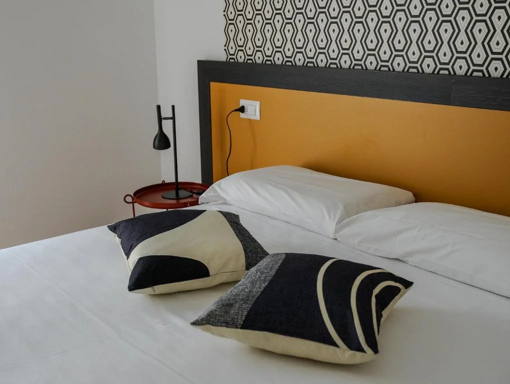 Double Room with Shared Bathroom — FEEL – Mille Suites