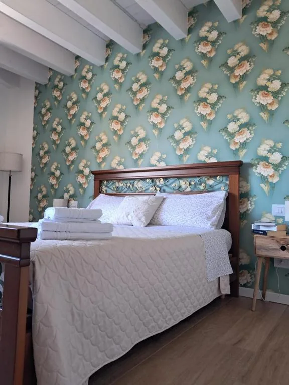 Double Room with Private Bathroom — b&b Civico 30