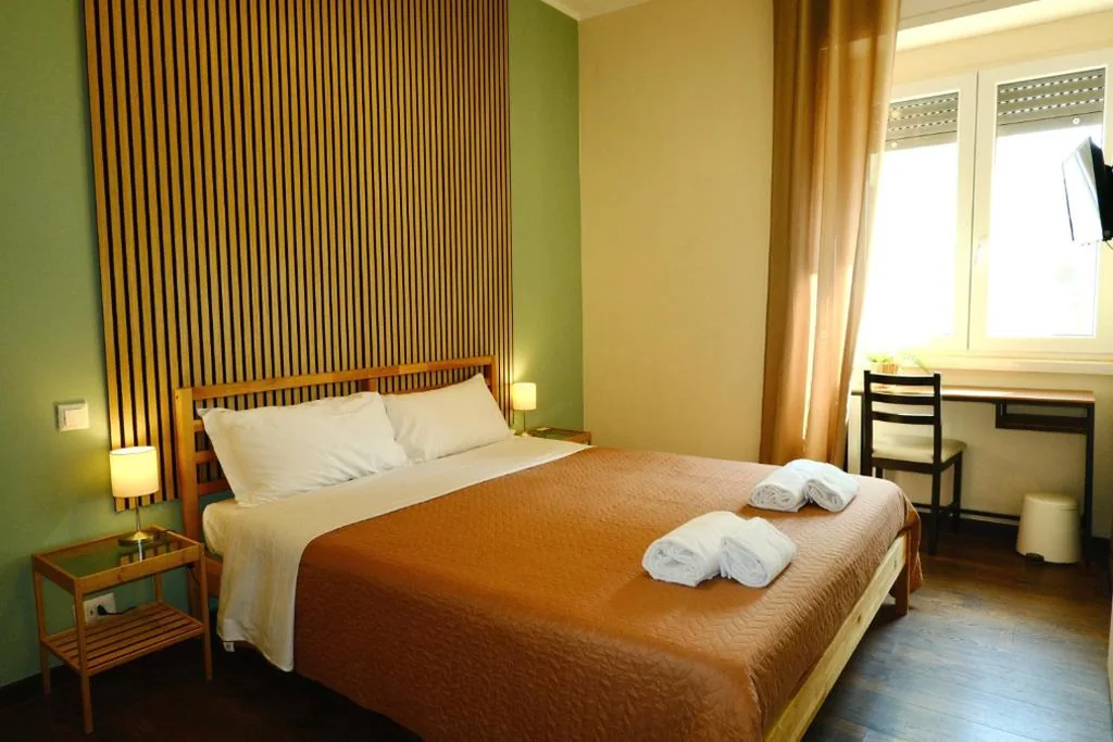 Double Room with Private Bathroom — Bergamoincity