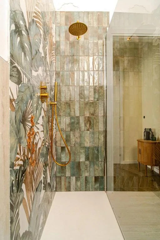 Double Room with Private Bathroom — Center Rooms
