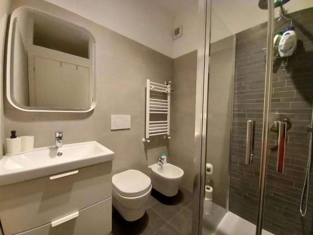 Double Room with External Private Bathroom — B&B Giolì