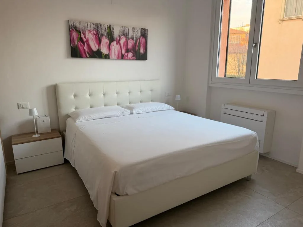 Double Room with External Private Bathroom — BG Guesthouse