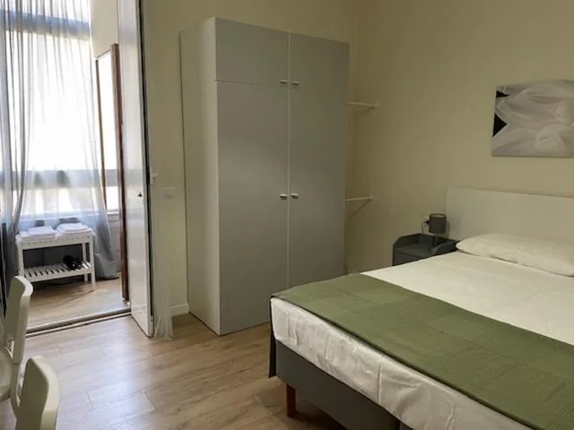 Camera Matrimoniale con Bagno Privato — Il Mughetto