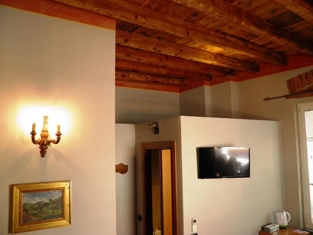Double Room with Private Bathroom — In Centro Charme