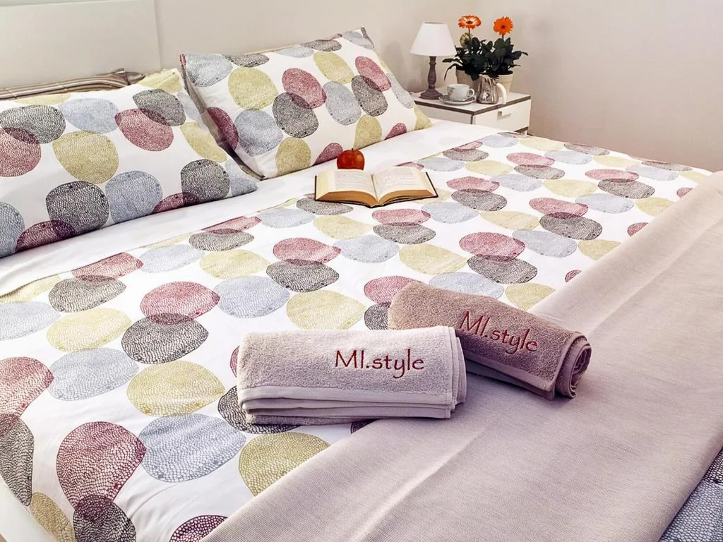 Double Room with Private Bathroom — MI. Style