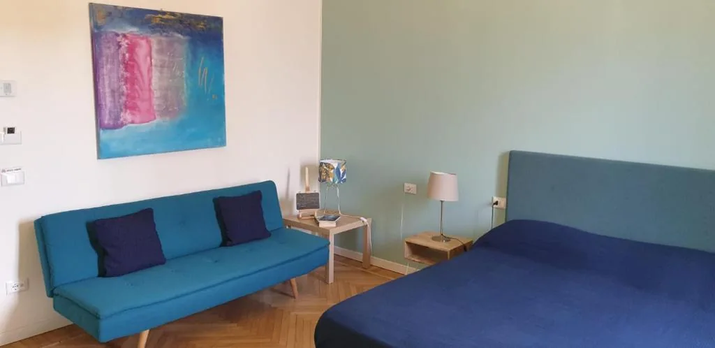 Double Room with Private Bathroom — Milano Dreams