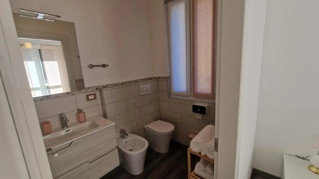Camera Matrimoniale con Bagno Privato — Nyx Lilura Orio al Serio