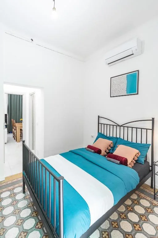 Double Room with Private Bathroom — Rosa Rooms
