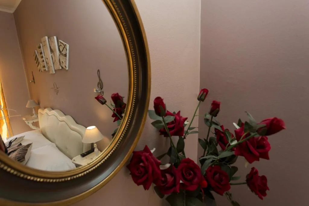 Double Room with Private Bathroom — Segui le note della Tua vita