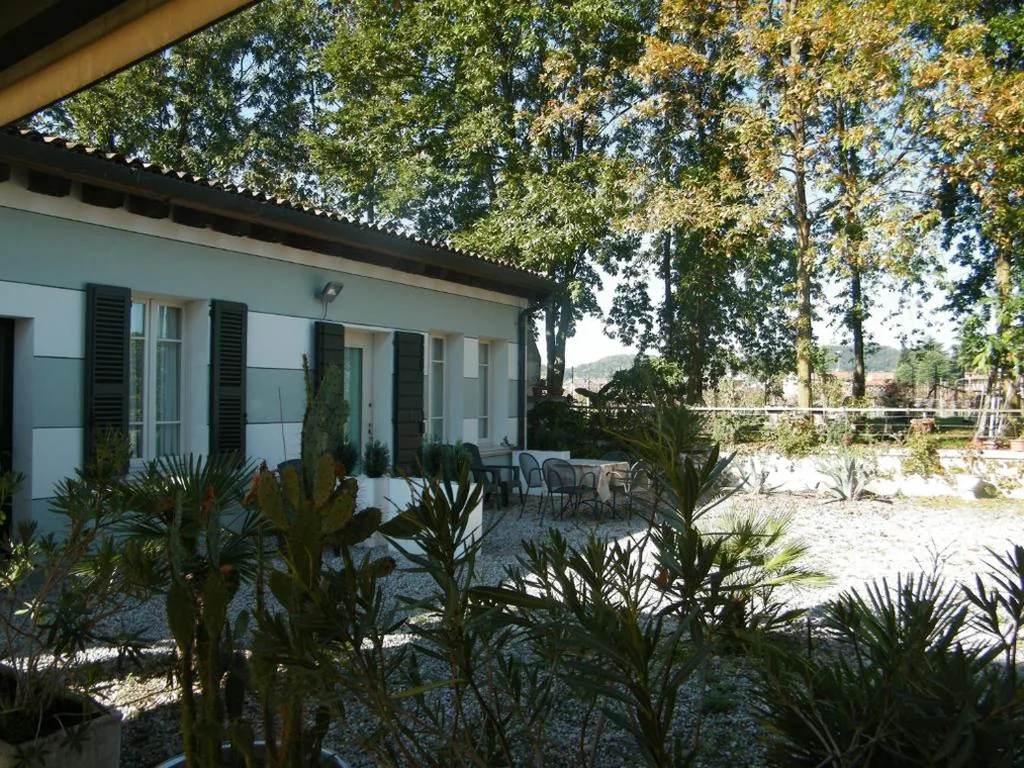 Camera Matrimoniale con Bagno Privato — Villa Franca Casa Vacanze