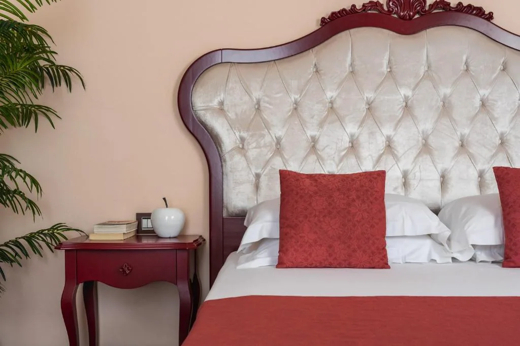 Double Room with Balcony and Lake View — Hotel Mayer & Splendid – Wellness and Spa