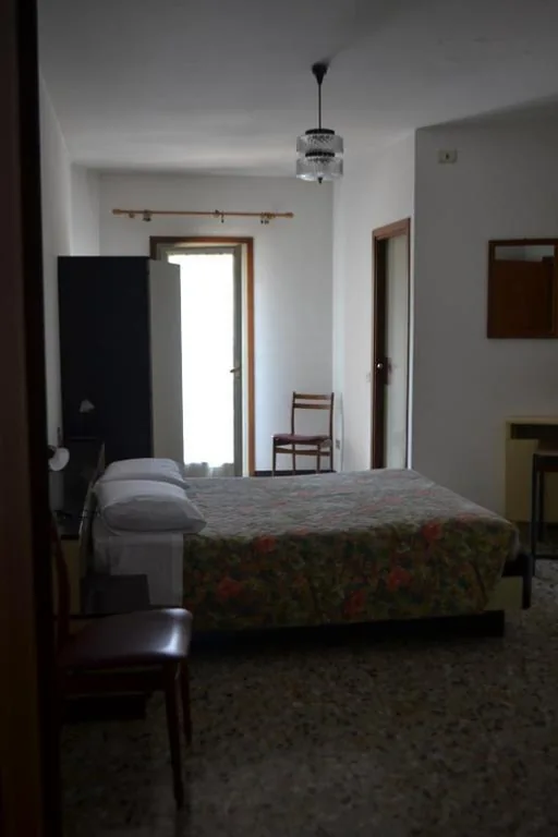 Camera Matrimoniale con Balcone — Hotel Aurora