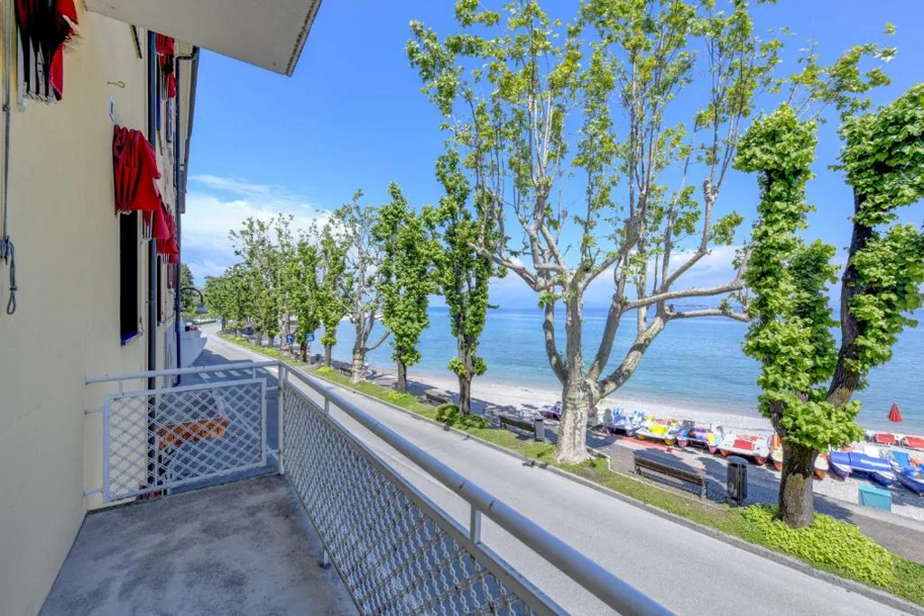 Camera Matrimoniale con Balcone — Hotel Aurora