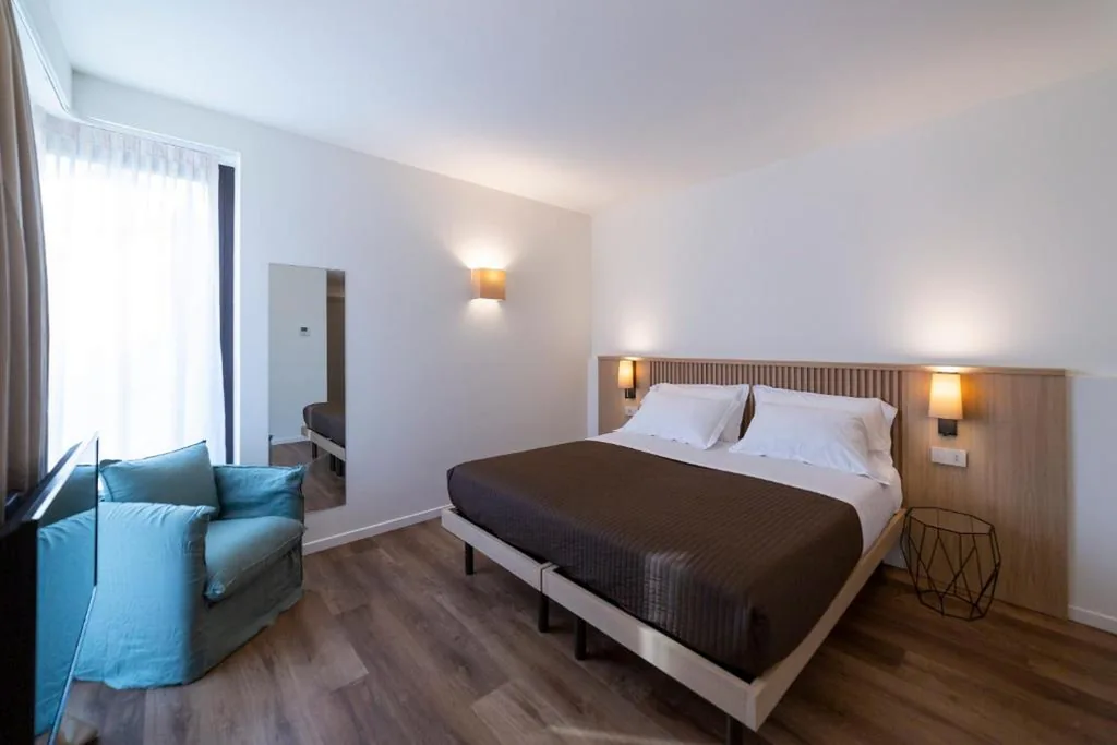Double Room with Balcony — Le Stanze del Lago Villa Seta