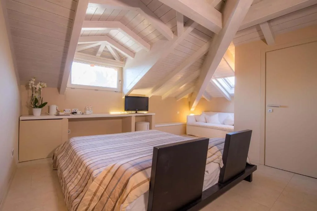 Camera Matrimoniale con Letto Supplementare — Hotel Don Ferrante