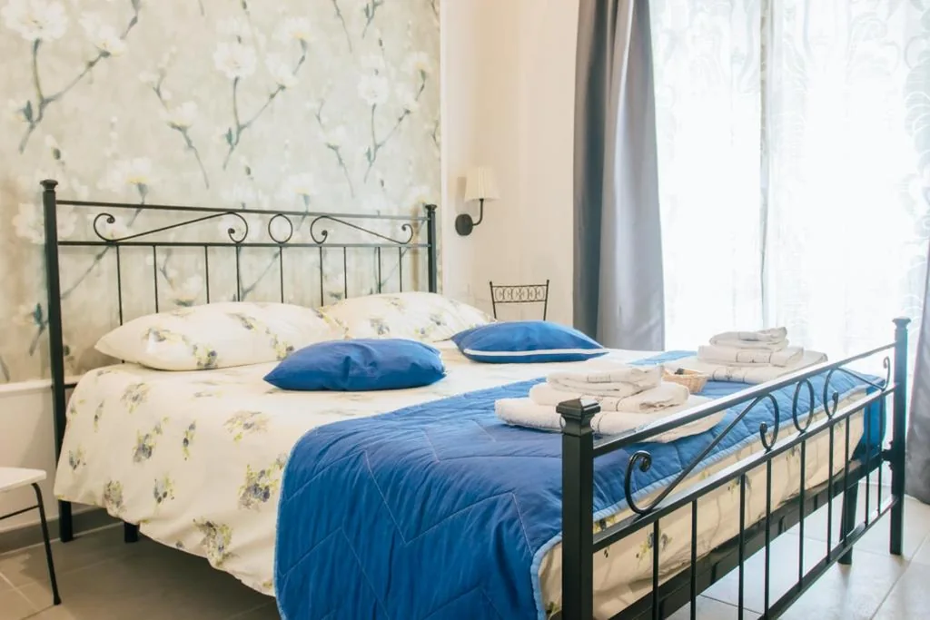 Double Room with Terrace and Lake View — Valle dei Mulini – Lake Como