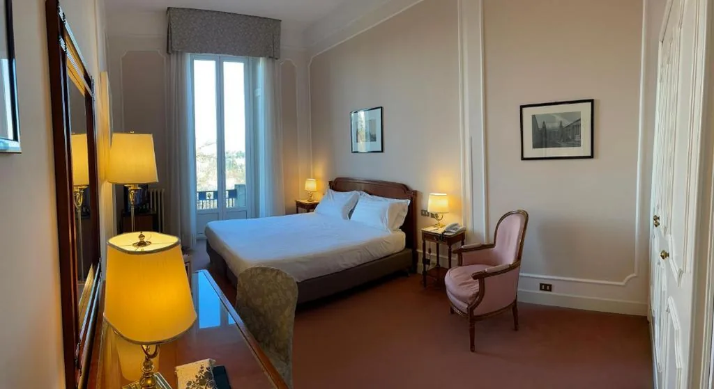 Camera Matrimoniale con Vista Giardino — Palace Grand Hotel Varese