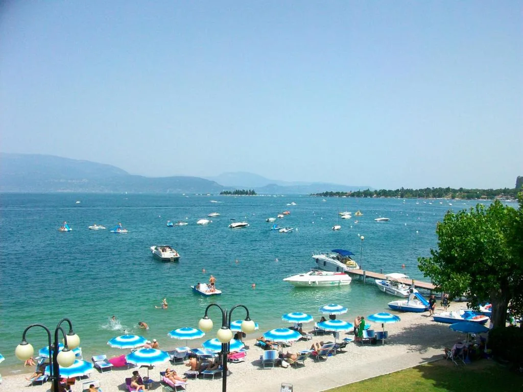 Double Room with Lake View — Hotel La Romantica