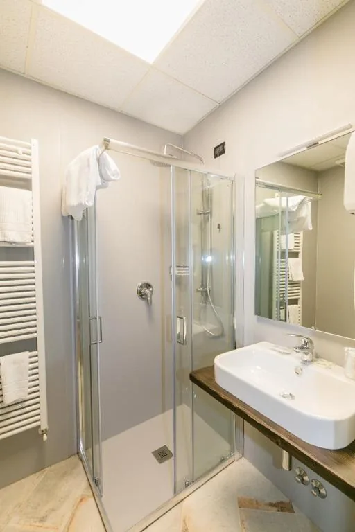 Double Room with Lake View — Hotel Mon Repos