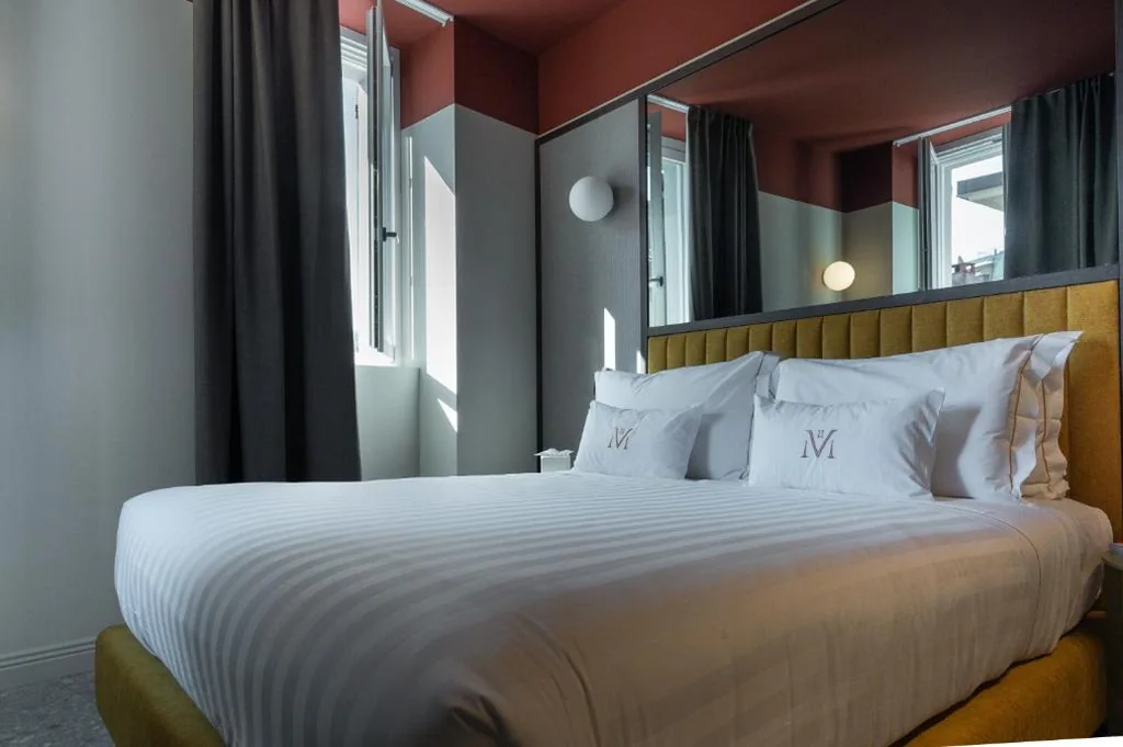 Camera Matrimoniale con Vista Lago — MÍMESIS 11 – Boutique Hotel