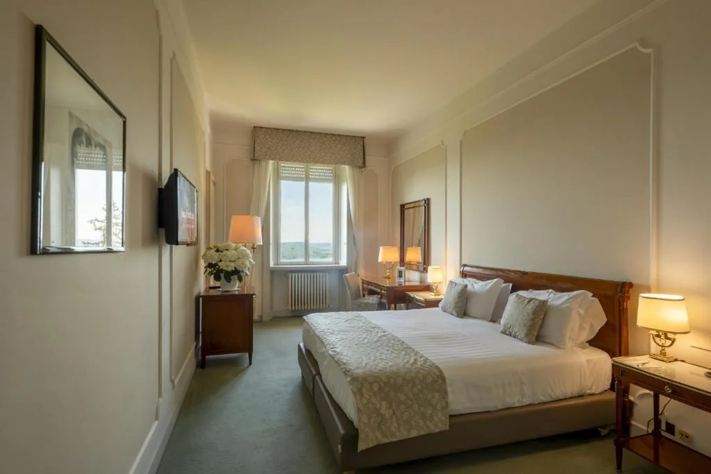 Camera Matrimoniale con Vista Lago — Palace Grand Hotel Varese
