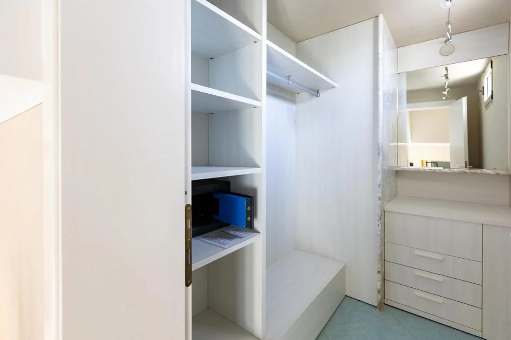 Double Room with Partial Lake View — Hotel Tre Vele