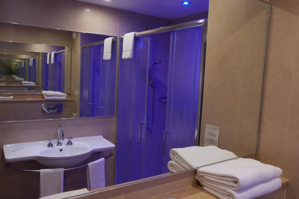 Camera Matrimoniale con Vista Lago — Rivalta Life Style Hotel