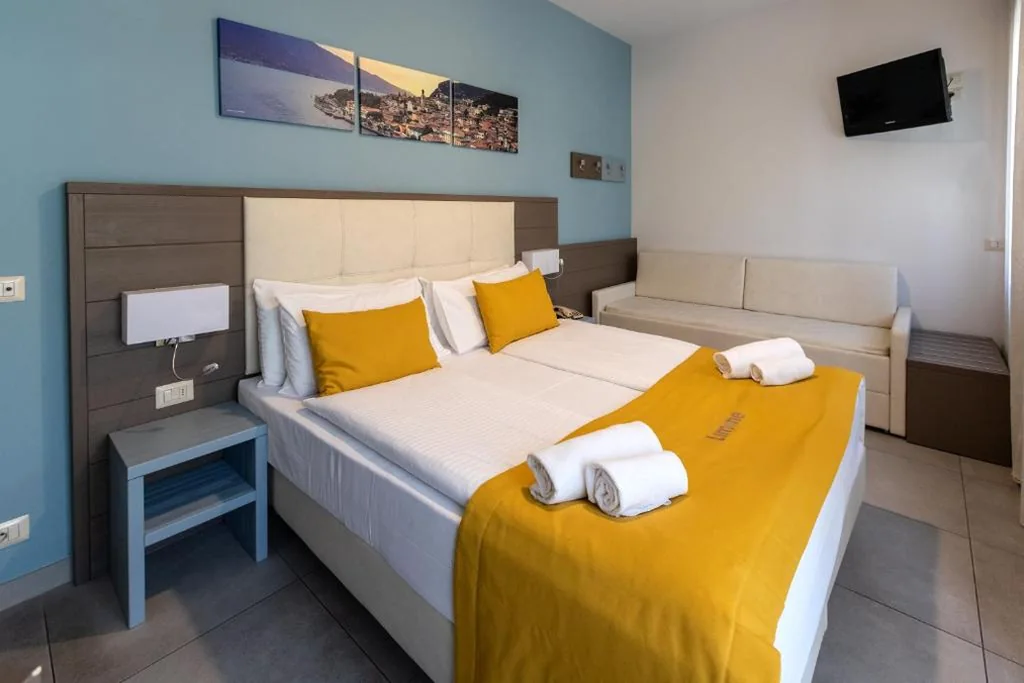 Double Room with Mountain View — Hotel Limone