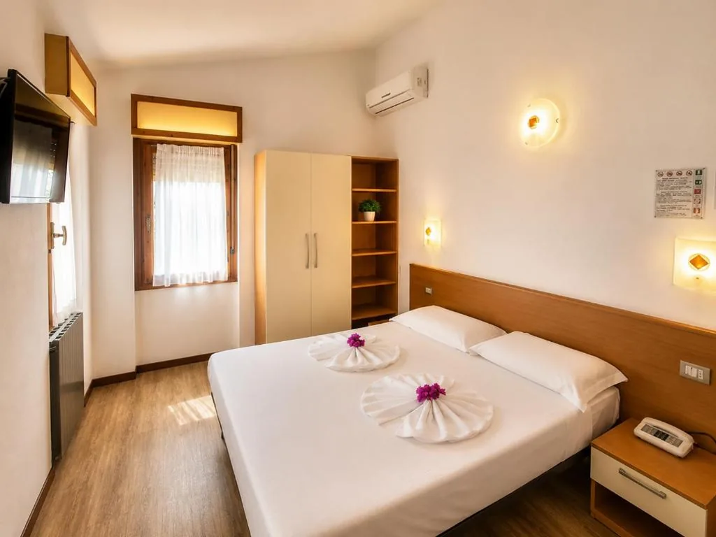 Double Room with Mountain View — Residence Hotel Maxi
