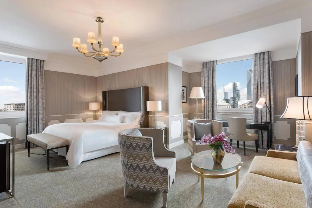 Camera Matrimoniale Contemporanea Grand Deluxe — The Westin Palace, Milan