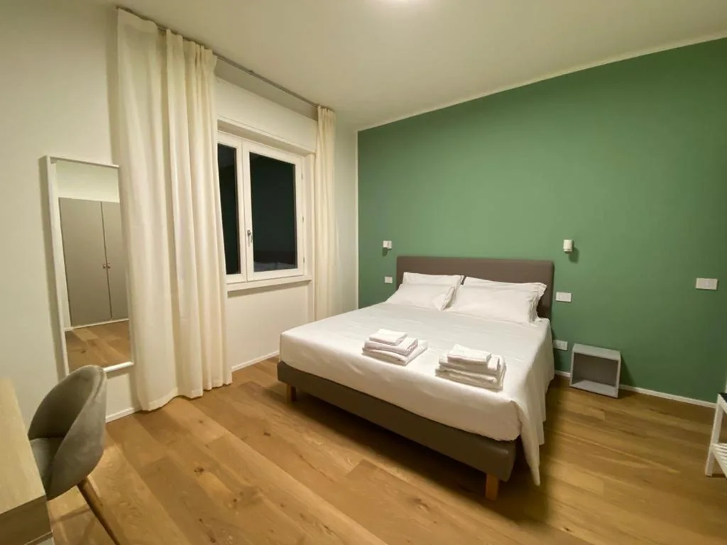 Camera Matrimoniale Deluxe (2 Adulti + 1 Bambino) — FORESTERIA DANSI