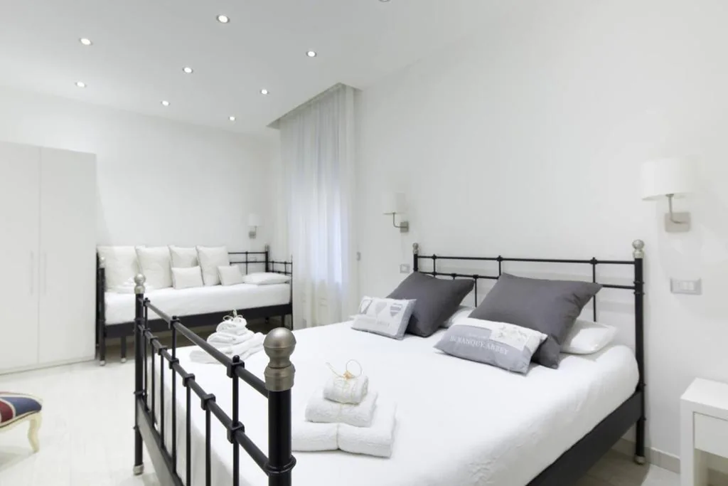 Deluxe Double Room — Affittacamere Arosio