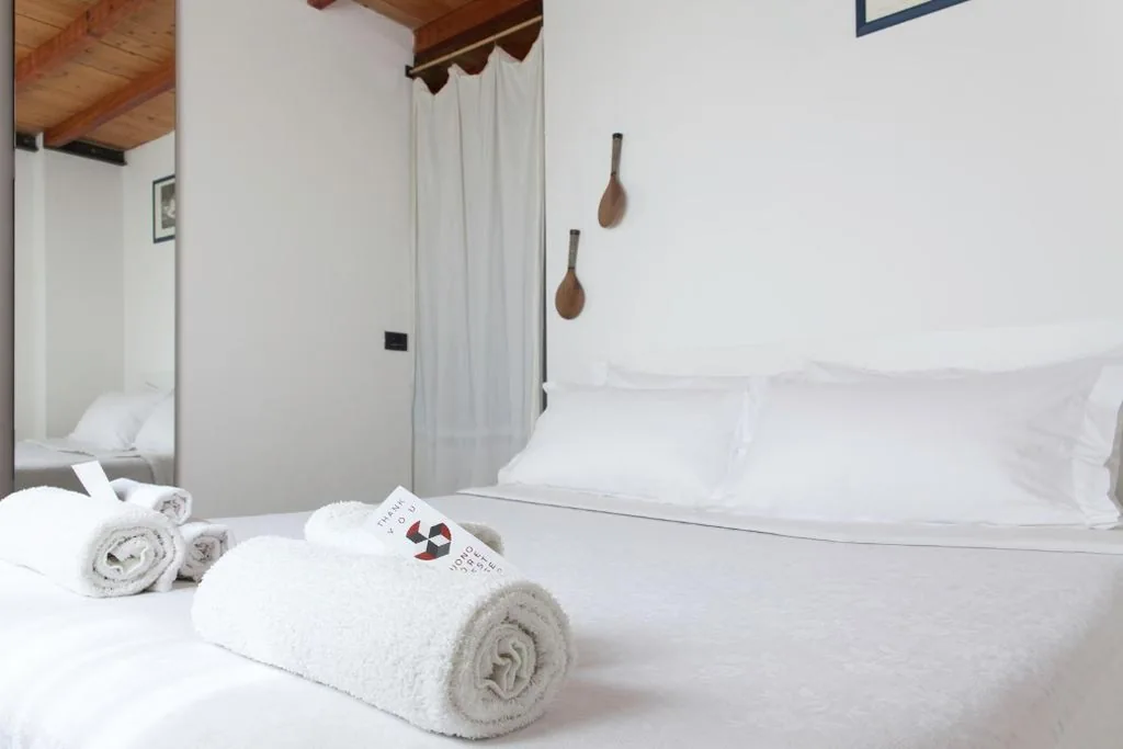 Deluxe Double Room with 1 Extra Bed — Buonocore Guesthouse