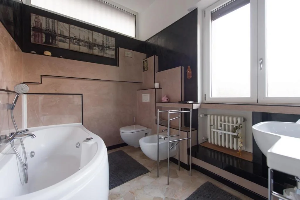 Deluxe Double Room with External Private Bathroom — B&B Rosa Blu