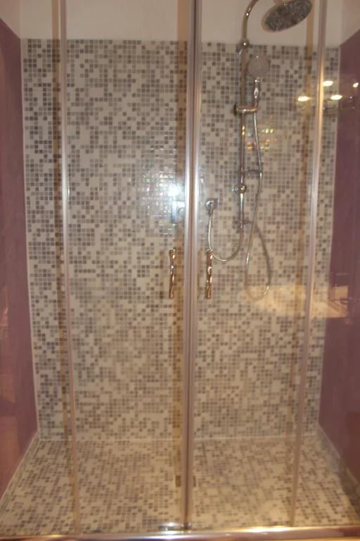 Deluxe Double Room with Balcony — Rooms Of Love