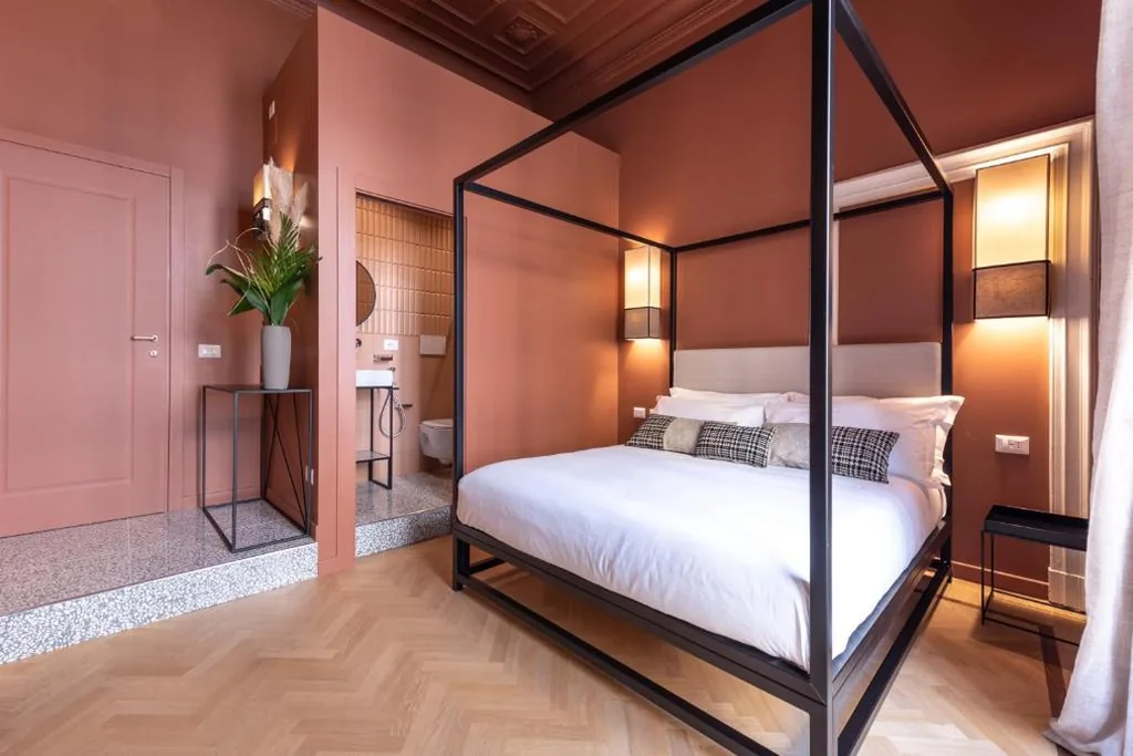 Deluxe Double Room with Balcony — The Couper Sant’Andrea