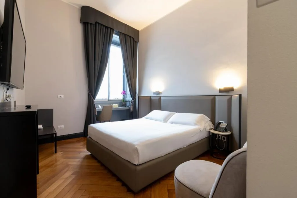 Deluxe Double Room with Castle View — Castello Guest House Milano