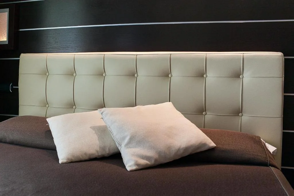Deluxe Double Room with Lake View — Hotel Aurora
