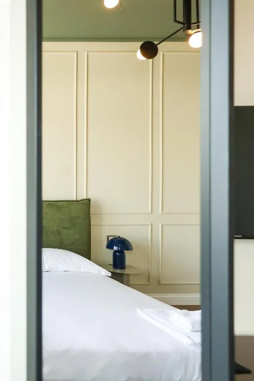 Deluxe Double Room — Corso Italia Rooms