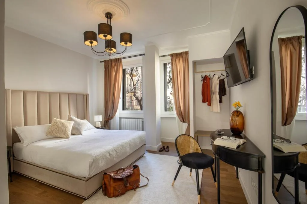 Camera Matrimoniale Deluxe — Daplace – Corso Monforte Suites