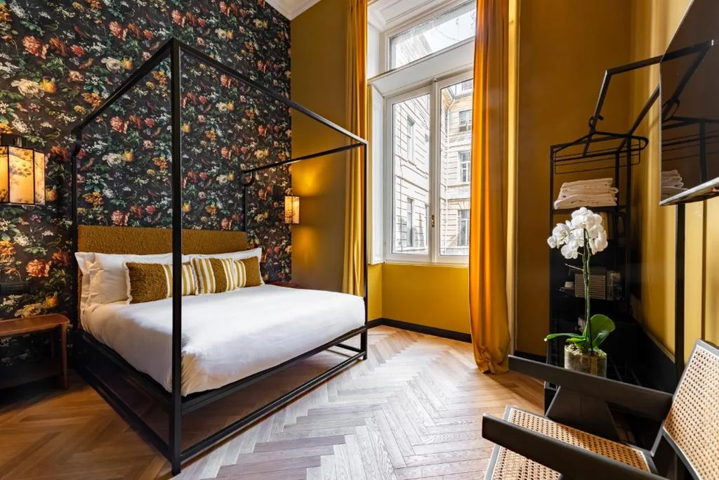 Deluxe Double Room — DH Rooms Castello