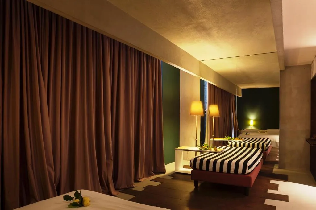 Camera Matrimoniale Deluxe — Hotel Locanda del Benaco