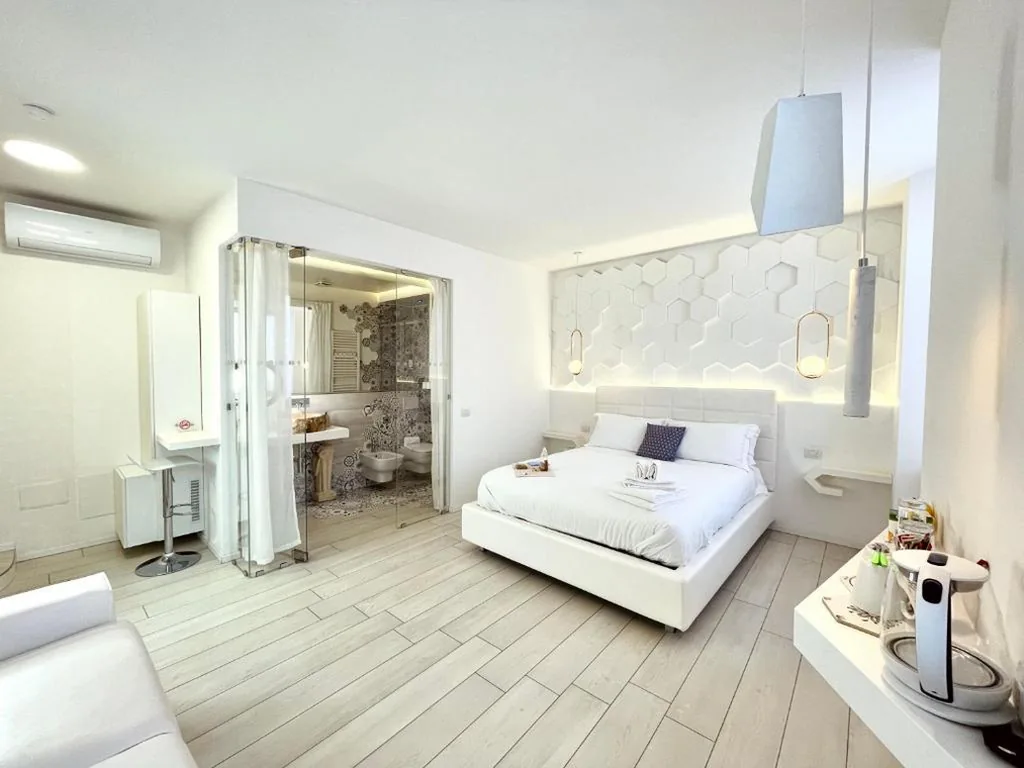 Deluxe Double Room — Mariarosa Suites