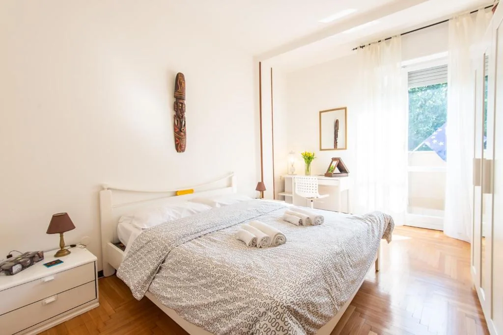 Deluxe Double Room — Milano Guest House