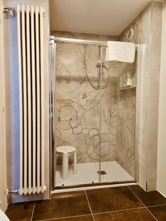 Double/Twin Room with Private Bathroom — Ai Poeti