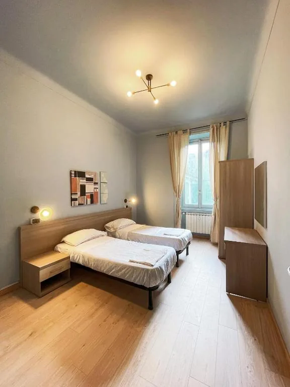 Double/Twin Room with Shared Bathroom — Il Giramondo