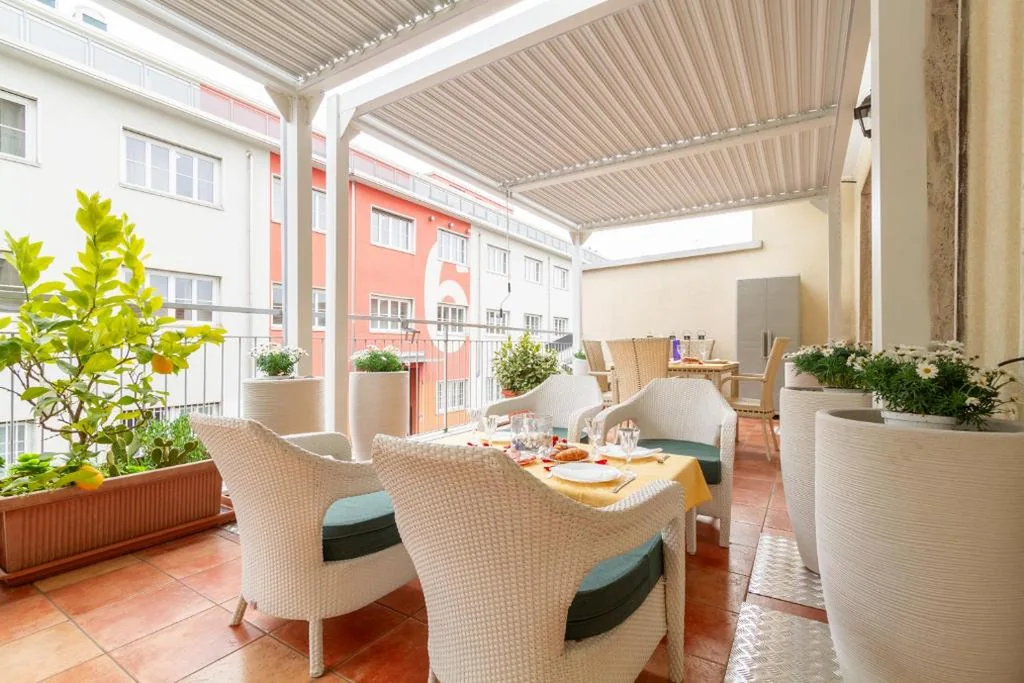 Camera Matrimoniale/Doppia con Letti Singoli con Terrazza — Dimora al Naviglio