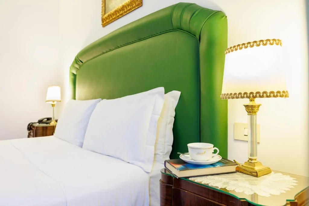 Double/Twin Room with Garden View — Antica Locanda Leonardo