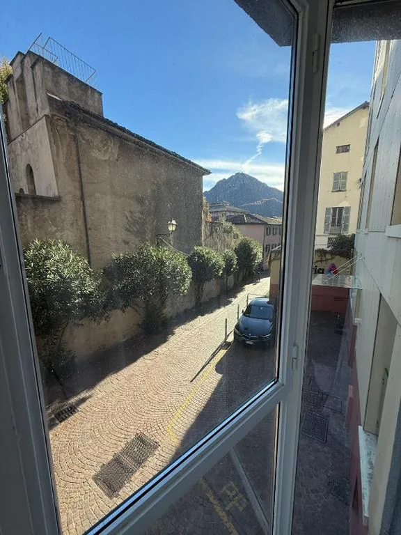 Camera Matrimoniale/Doppia con Letti Singoli con Vista Città — Bovara 49